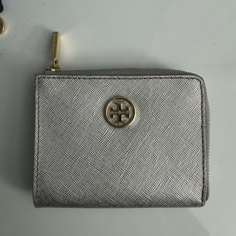 Tory Burch Small Silver Zip Wallet